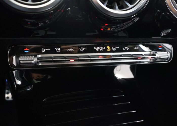 Mercedes-Benz A-Klasse 180 Star Edition AMG Line