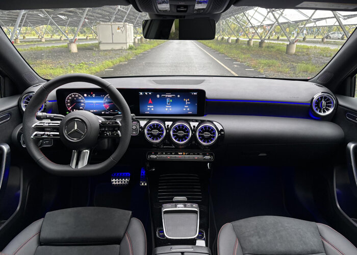 Mercedes-Benz A-Klasse 180 Business Solution AMG