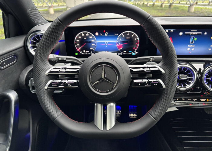 Mercedes-Benz A-Klasse 180 Business Solution AMG