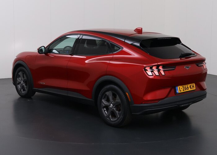 Ford Mustang Mach-E RWD 75 kWh