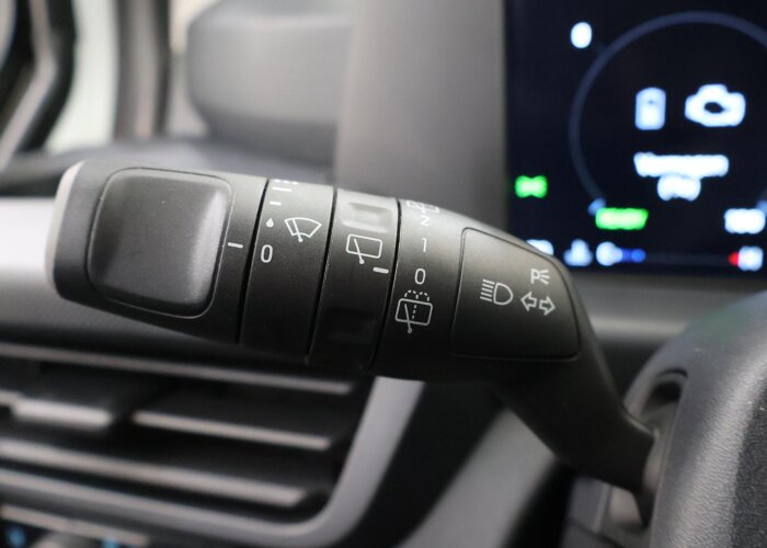Ford Transit Custom 340 | 2.5 PHEV | L2 H1 | TREND | 9-PERSOONS |