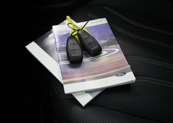 Ford Kuga 2.5 PHEV Vignale