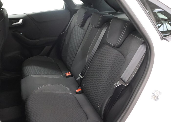 Ford Puma 1.0 EcoBoost Hybrid Titanium