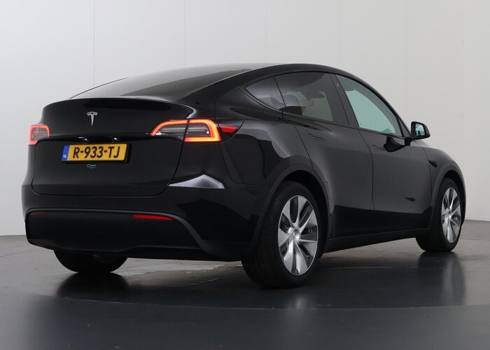 Tesla Model Y RWD 58 kWh
