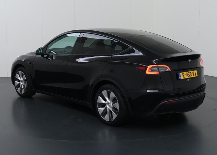 Tesla Model Y RWD 58 kWh