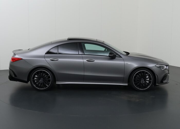 Mercedes-Benz CLA-Klasse AMG 35 4MATIC Premium Plus