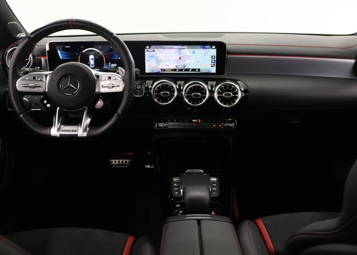 Mercedes-Benz CLA-Klasse AMG 35 4MATIC Premium Plus