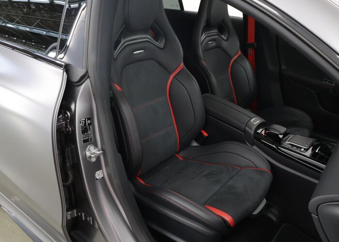 Mercedes-Benz CLA-Klasse AMG 35 4MATIC Premium Plus
