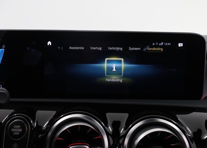 Mercedes-Benz CLA-Klasse AMG 35 4MATIC Premium Plus
