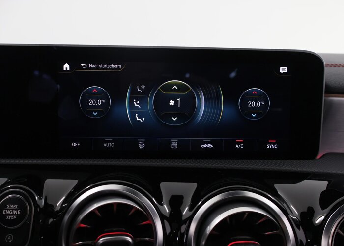 Mercedes-Benz CLA-Klasse AMG 35 4MATIC Premium Plus