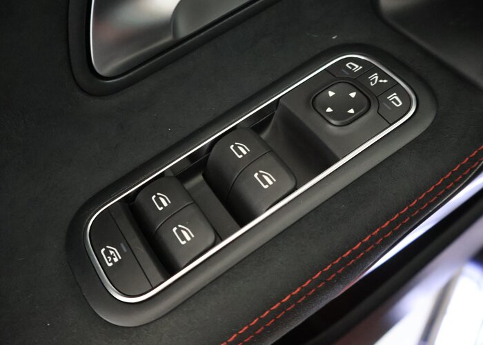 Mercedes-Benz CLA-Klasse AMG 35 4MATIC Premium Plus