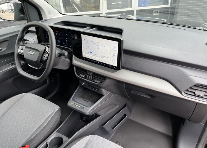 Ford E-Transit Courier Limited 46 kWh
