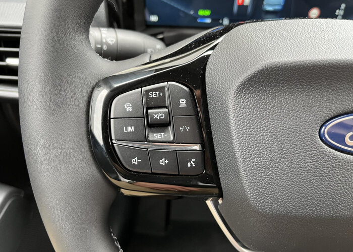 Ford E-Transit Courier Limited 46 kWh