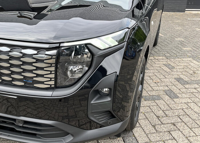 Ford E-Transit Courier Limited 46 kWh