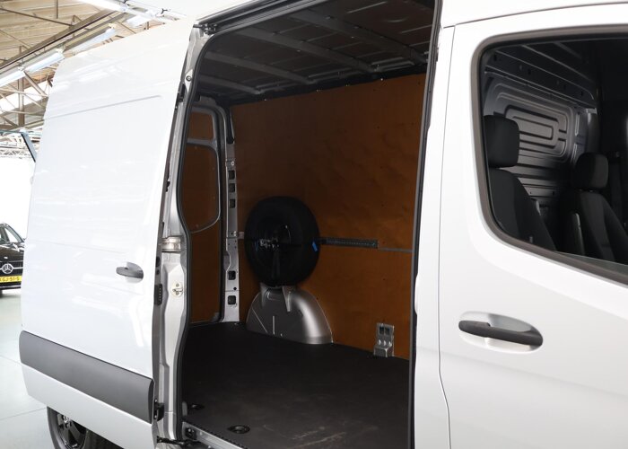 Mercedes-Benz eSprinter L2 H2 | 55 kWh | 141 KM WLTP |