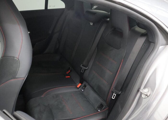 Mercedes-Benz CLA-Klasse 250 Premium