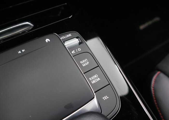 Mercedes-Benz CLA-Klasse 250 Premium