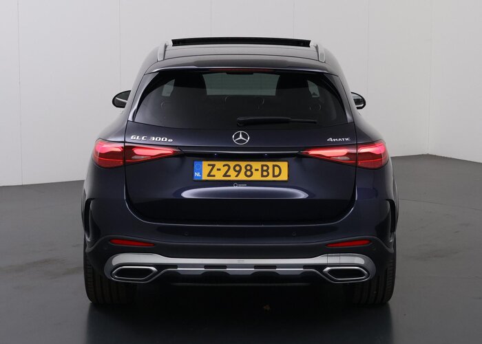 Mercedes-Benz GLC 300e 4MATIC AMG Line