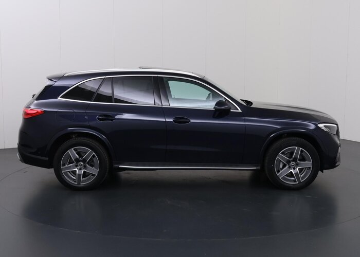 Mercedes-Benz GLC 300e 4MATIC AMG Line