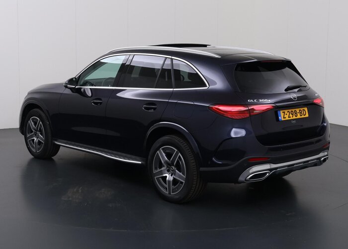 Mercedes-Benz GLC 300e 4MATIC AMG Line