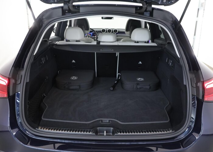 Mercedes-Benz GLC 300e 4MATIC AMG Line