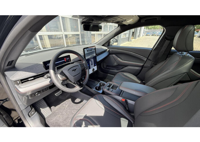 Ford Mustang Mach-E Extended Premium RWD 88 kWh