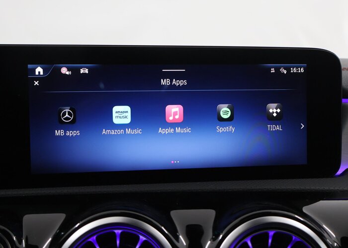 Mercedes-Benz CLA-Klasse 180 Business Solution AMG