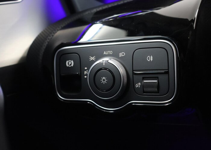 Mercedes-Benz CLA-Klasse 180 Business Solution AMG