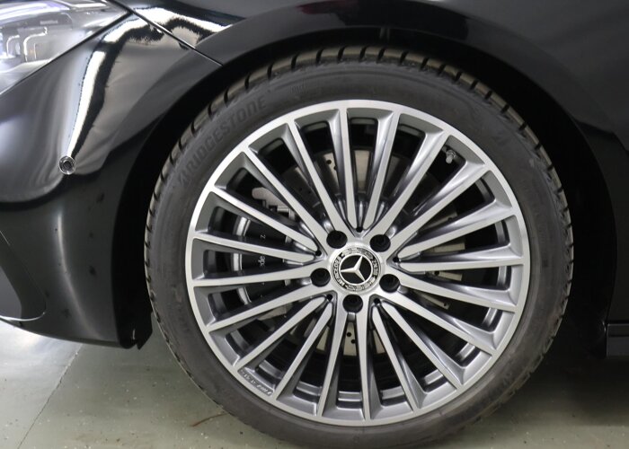 Mercedes-Benz CLA-Klasse 180 Business Solution AMG