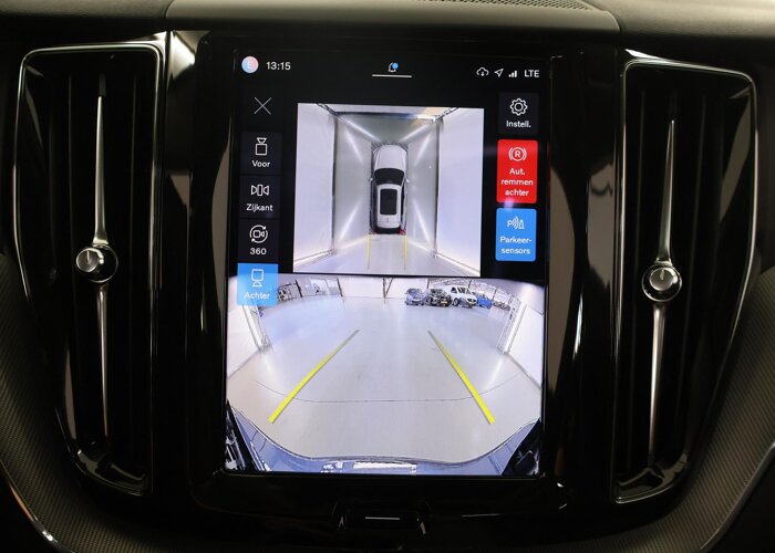 Volvo XC60 2.0 T8 Plug-in hybrid AWD Ultra Dark