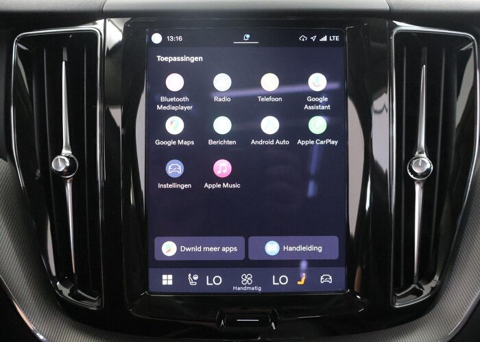 Volvo XC60 2.0 T8 Plug-in hybrid AWD Ultra Dark