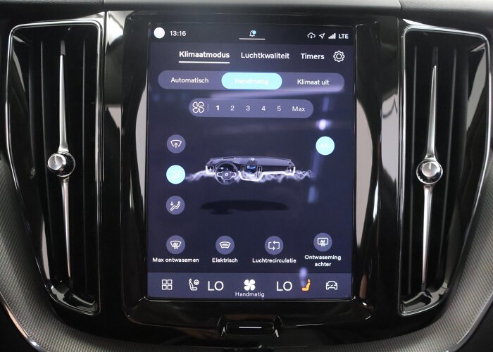Volvo XC60 2.0 T8 Plug-in hybrid AWD Ultra Dark
