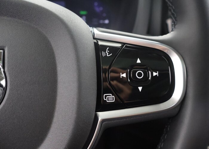 Volvo XC60 2.0 T8 Plug-in hybrid AWD Ultra Dark