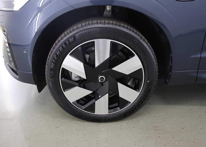 Volvo XC60 2.0 T8 Plug-in hybrid AWD Ultra Dark