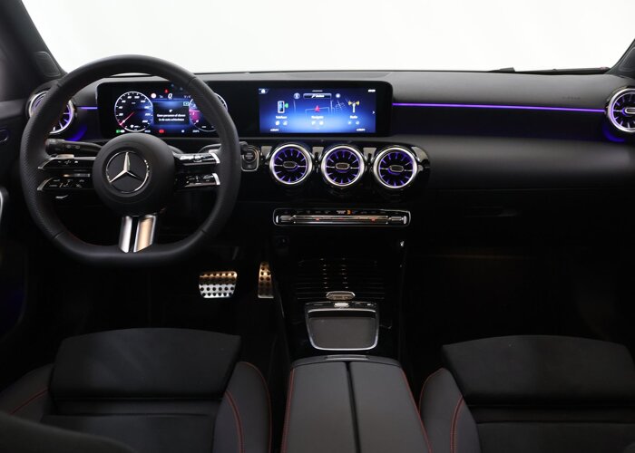Mercedes-Benz A-Klasse 180 Business Solution AMG