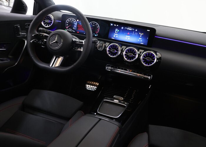 Mercedes-Benz A-Klasse 180 Business Solution AMG