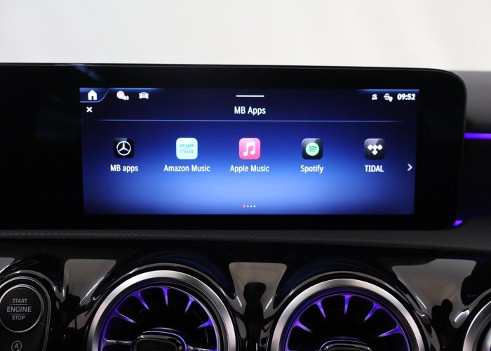 Mercedes-Benz A-Klasse 180 Business Solution AMG