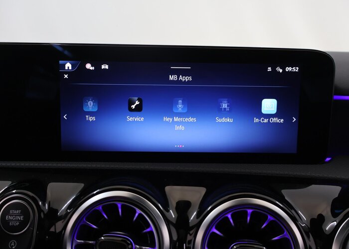 Mercedes-Benz A-Klasse 180 Business Solution AMG