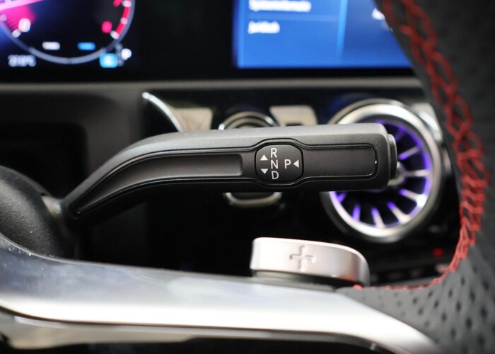 Mercedes-Benz A-Klasse 180 Business Solution AMG