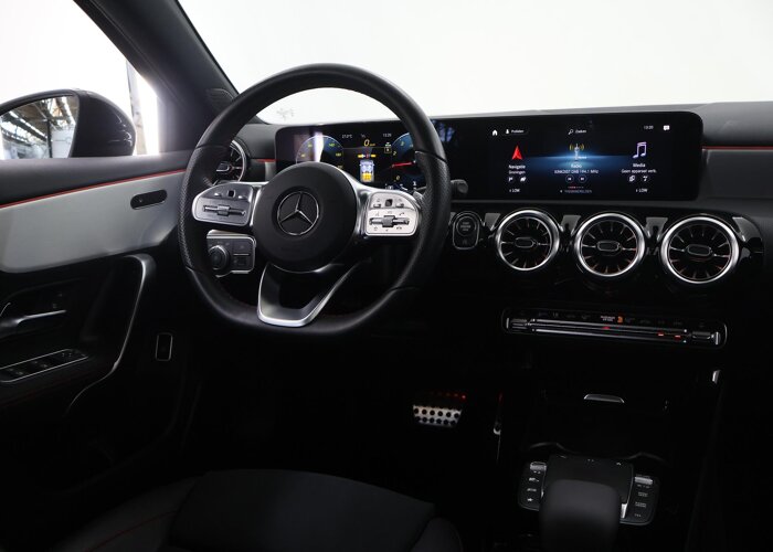 Mercedes-Benz A-Klasse 200 Business Solution AMG
