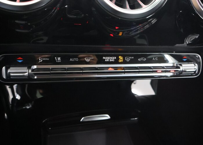 Mercedes-Benz A-Klasse 200 Business Solution AMG
