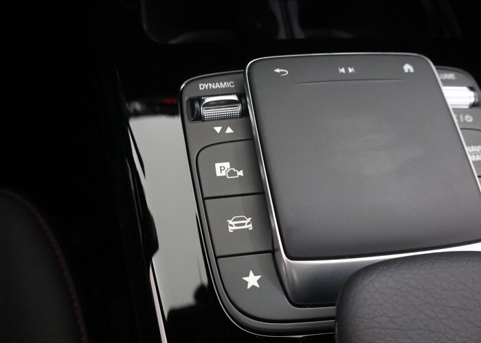 Mercedes-Benz A-Klasse 200 Business Solution AMG