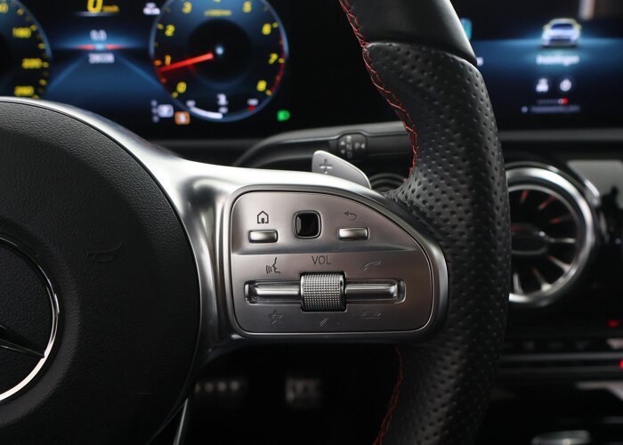 Mercedes-Benz A-Klasse 200 Business Solution AMG