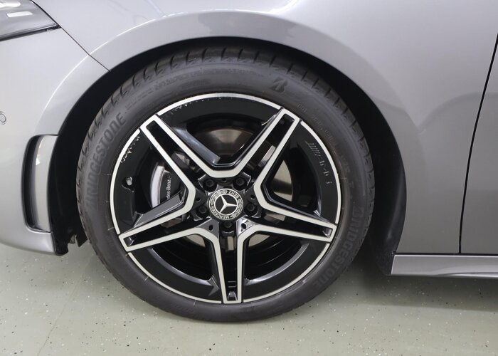 Mercedes-Benz A-Klasse 200 Business Solution AMG