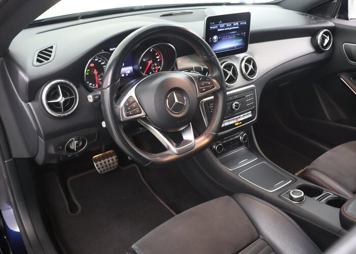 Mercedes-Benz CLA-Klasse Shooting Brake 180 Business Solution AMG