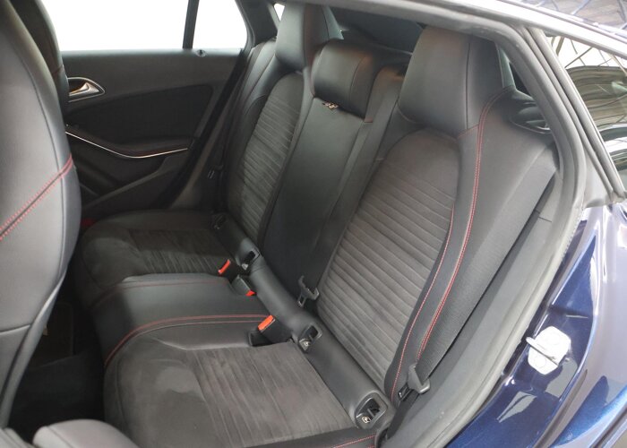 Mercedes-Benz CLA-Klasse Shooting Brake 180 Business Solution AMG