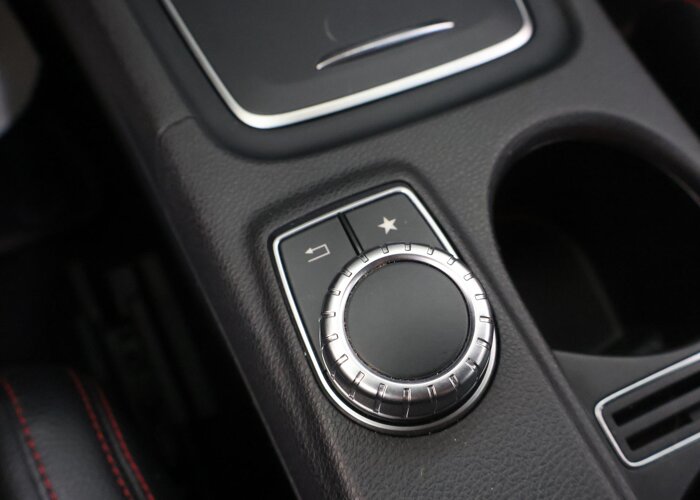 Mercedes-Benz CLA-Klasse Shooting Brake 180 Business Solution AMG