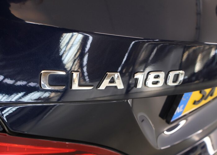 Mercedes-Benz CLA-Klasse Shooting Brake 180 Business Solution AMG