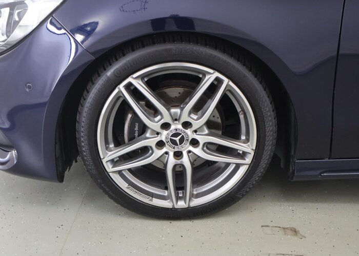 Mercedes-Benz CLA-Klasse Shooting Brake 180 Business Solution AMG