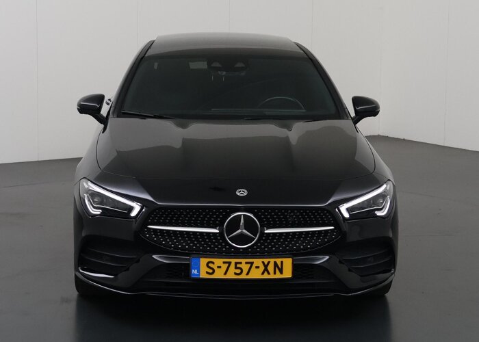 Mercedes-Benz CLA-Klasse 250 e AMG Night Premium Plus